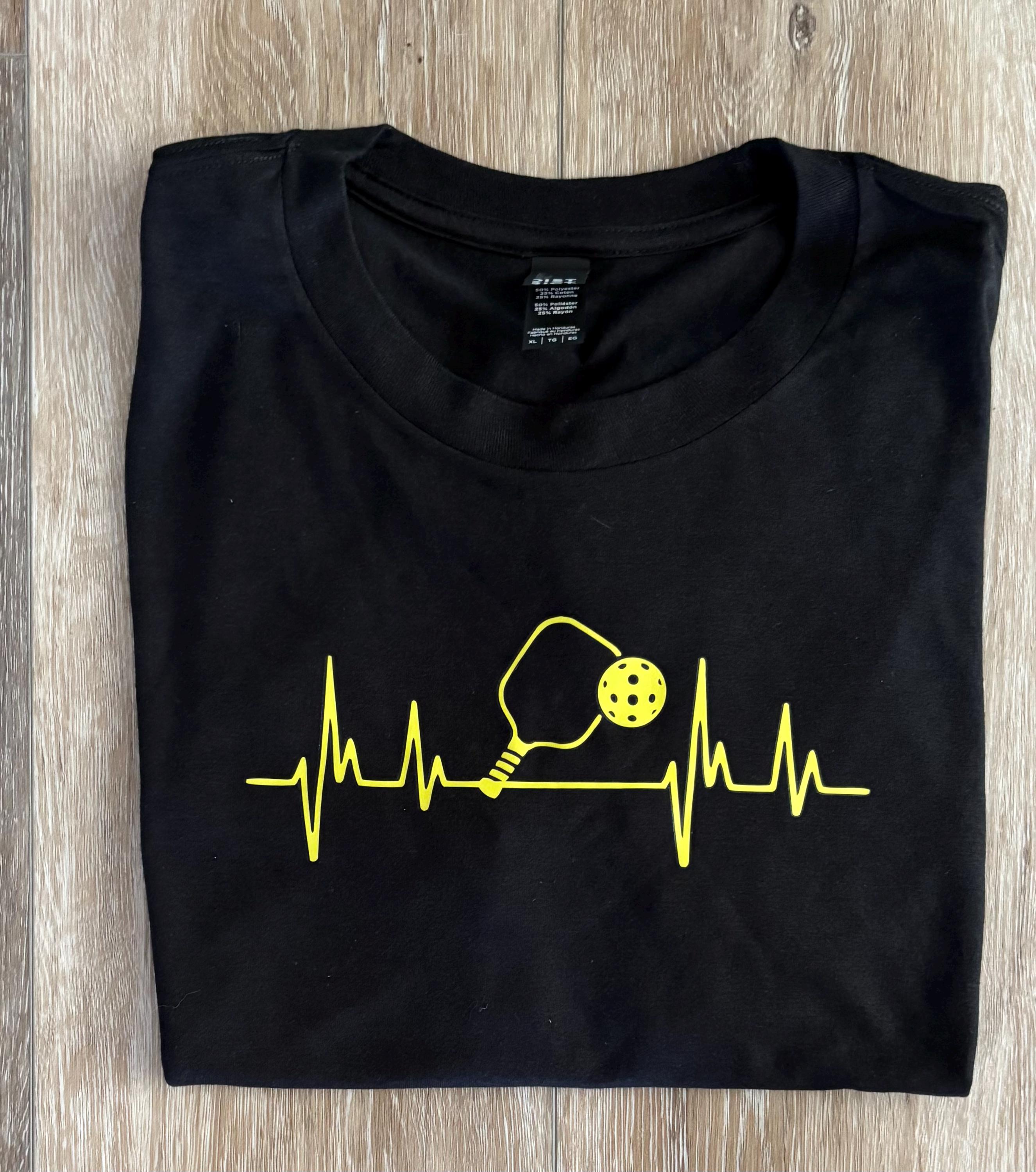 Pickleball Heartbeat Graphic Tee – Unisex Player T-Shirt