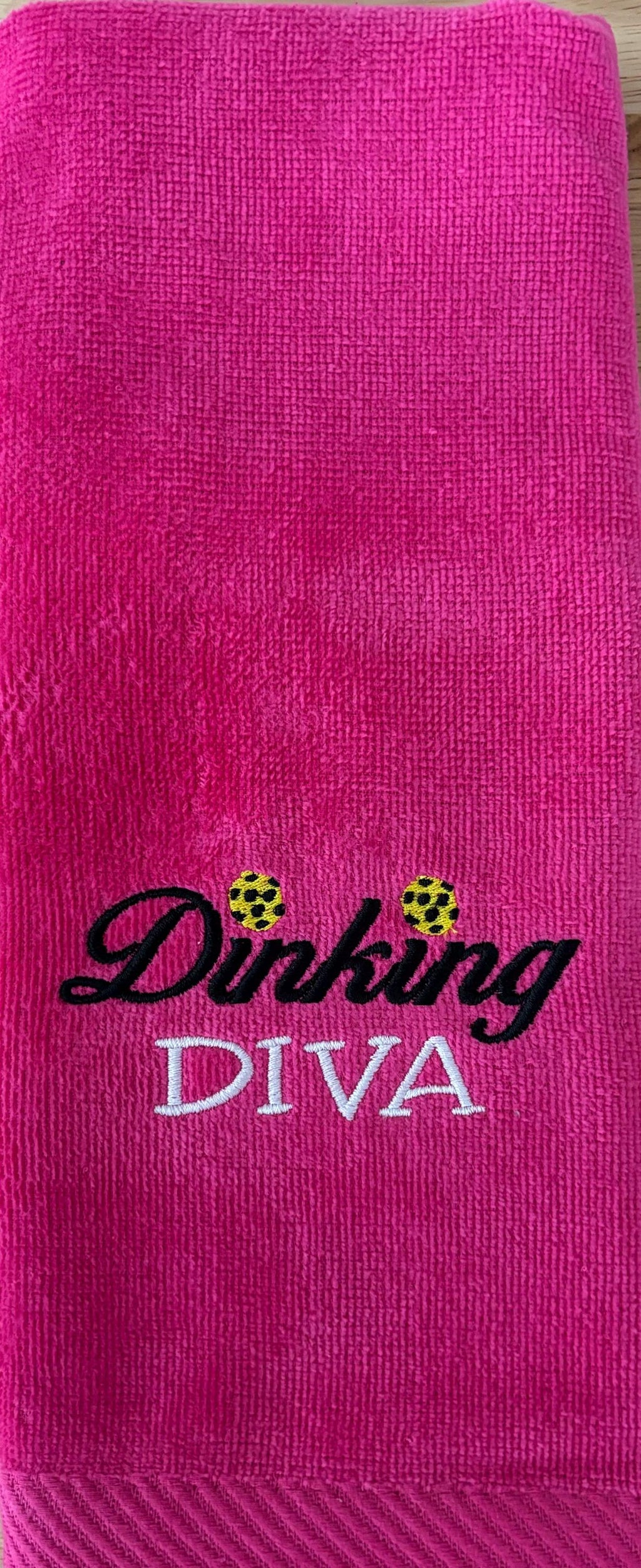 Dinking Diva Pickleball Towel – Hot Pink-Embroidered Cotton velour